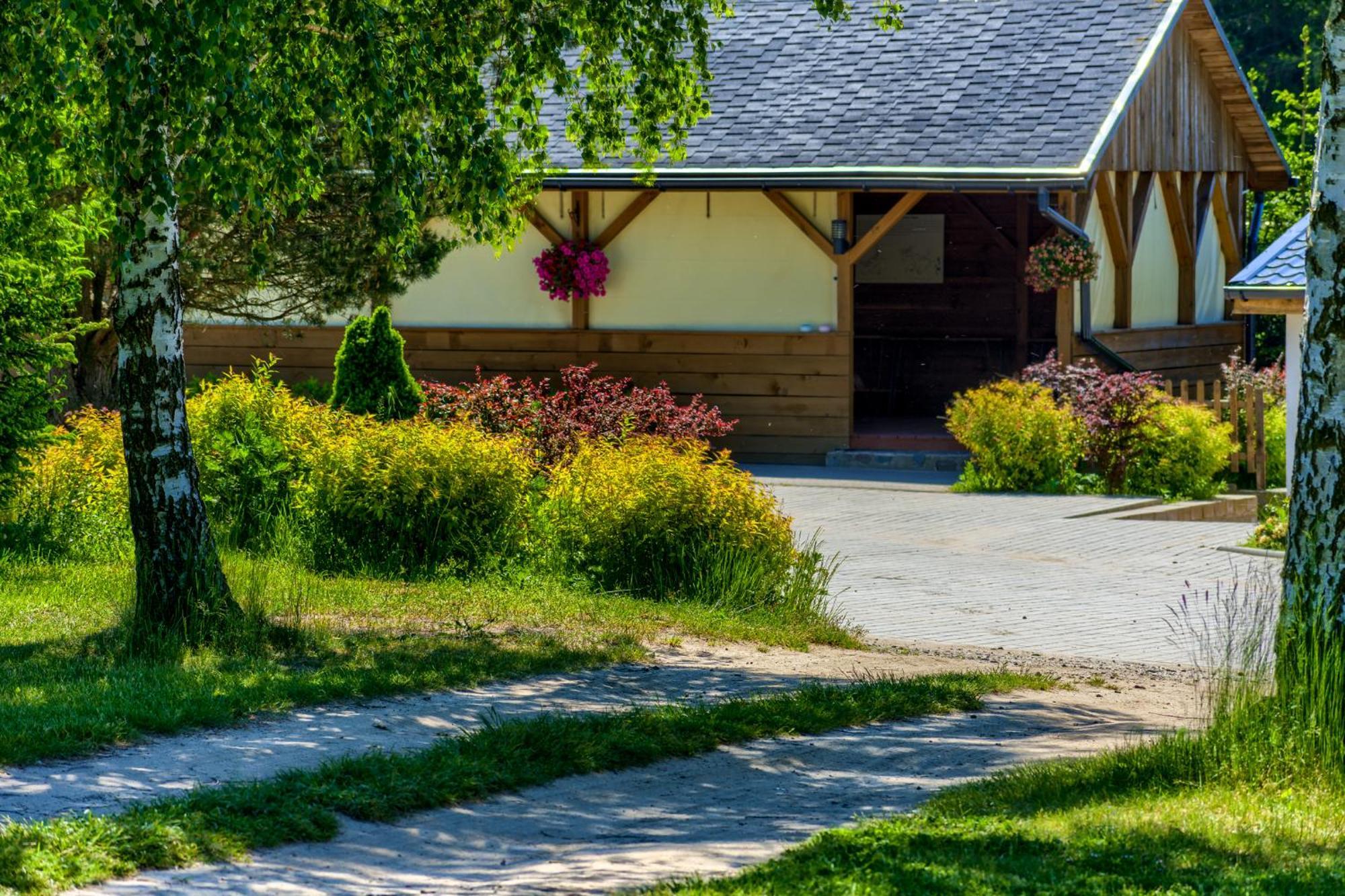 Pajda Mazur - Osrodek Wypoczynkowy Otel Stare Jabłonki Dış mekan fotoğraf